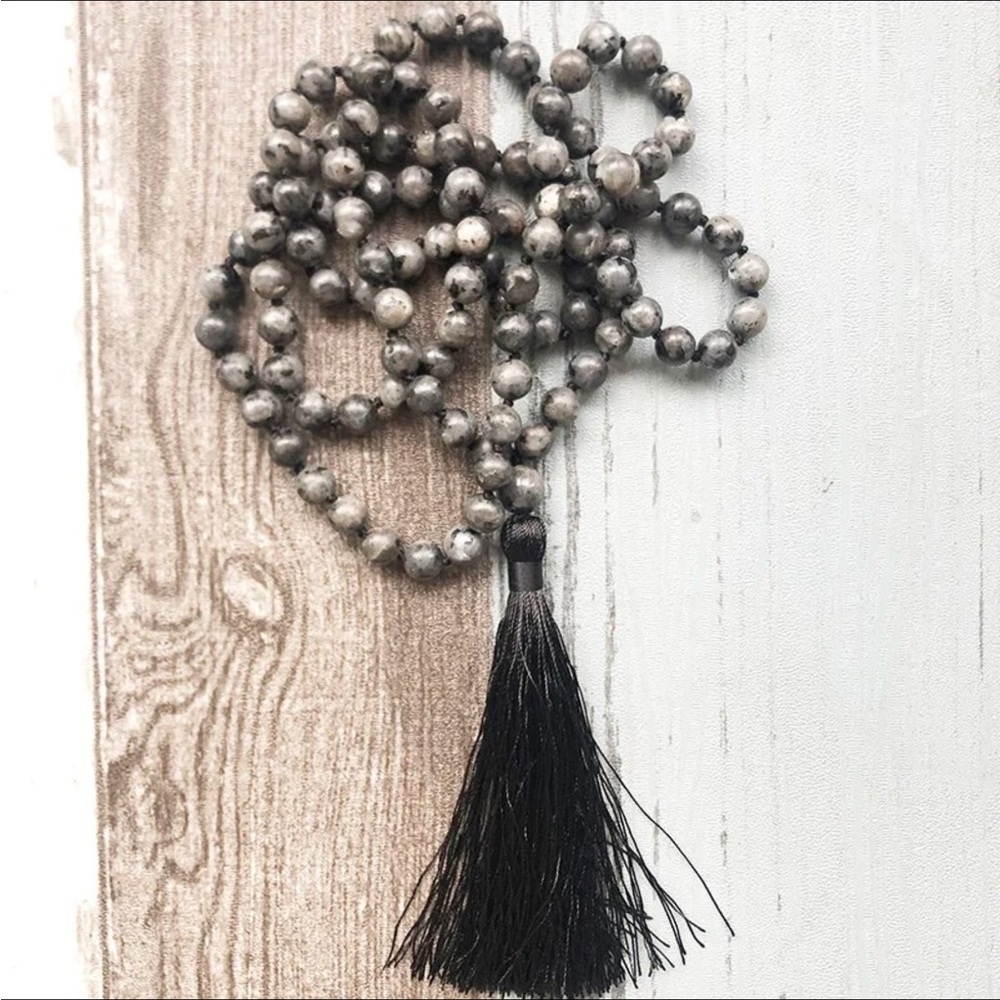 Black Labradorite meditation Mala - Picture 5 of 6